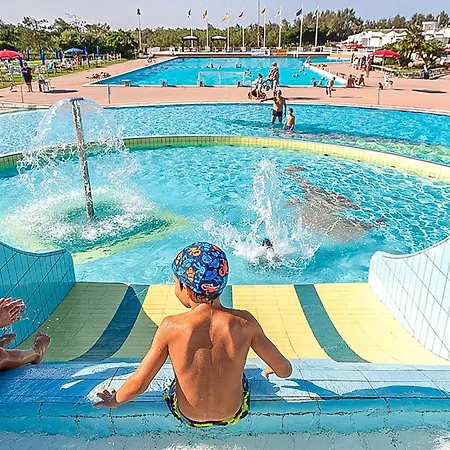 V4 Zona Albarella Island