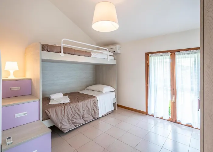 بيت للعطل V4 Zona