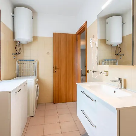 V4 Zona Feriehus